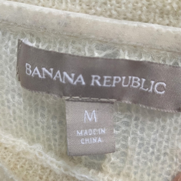 Banana Republic Mohair Blend Cream Women's Sweater Size Medium - Picture 4 of 6